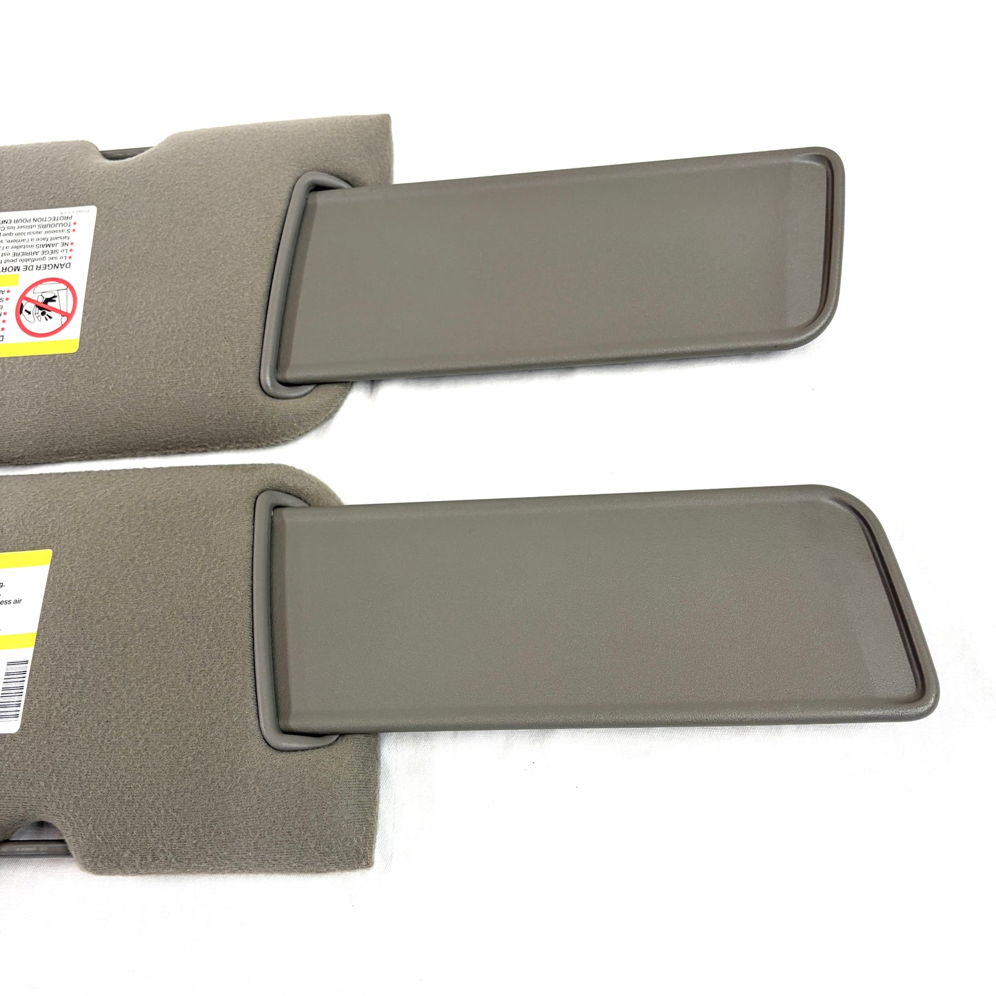 1999-2006 Sierra Silverado Sun Visors Passenger Driver Pair GRAY OEM Shades W/ Mirror