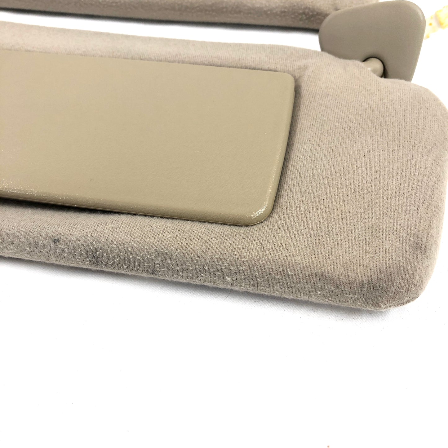 1999-2003 Toyota Solara Sun Visors Pair Driver Passenger Pair Beige Tan W/ Lights OEM