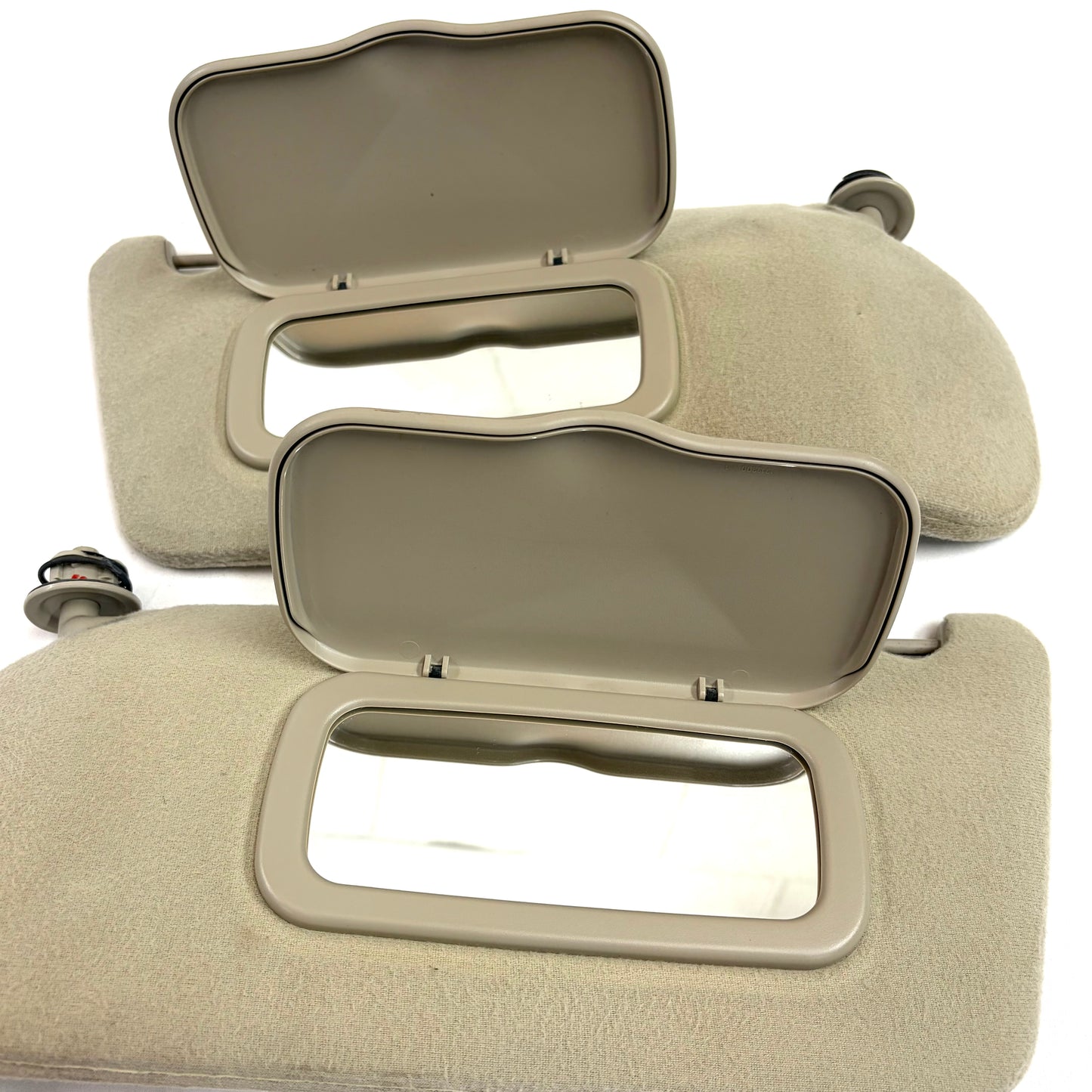 1997-2005 Chevy Malibu Classic Sun Visors BEIGE OEM Shades Pair W/ Mirrors