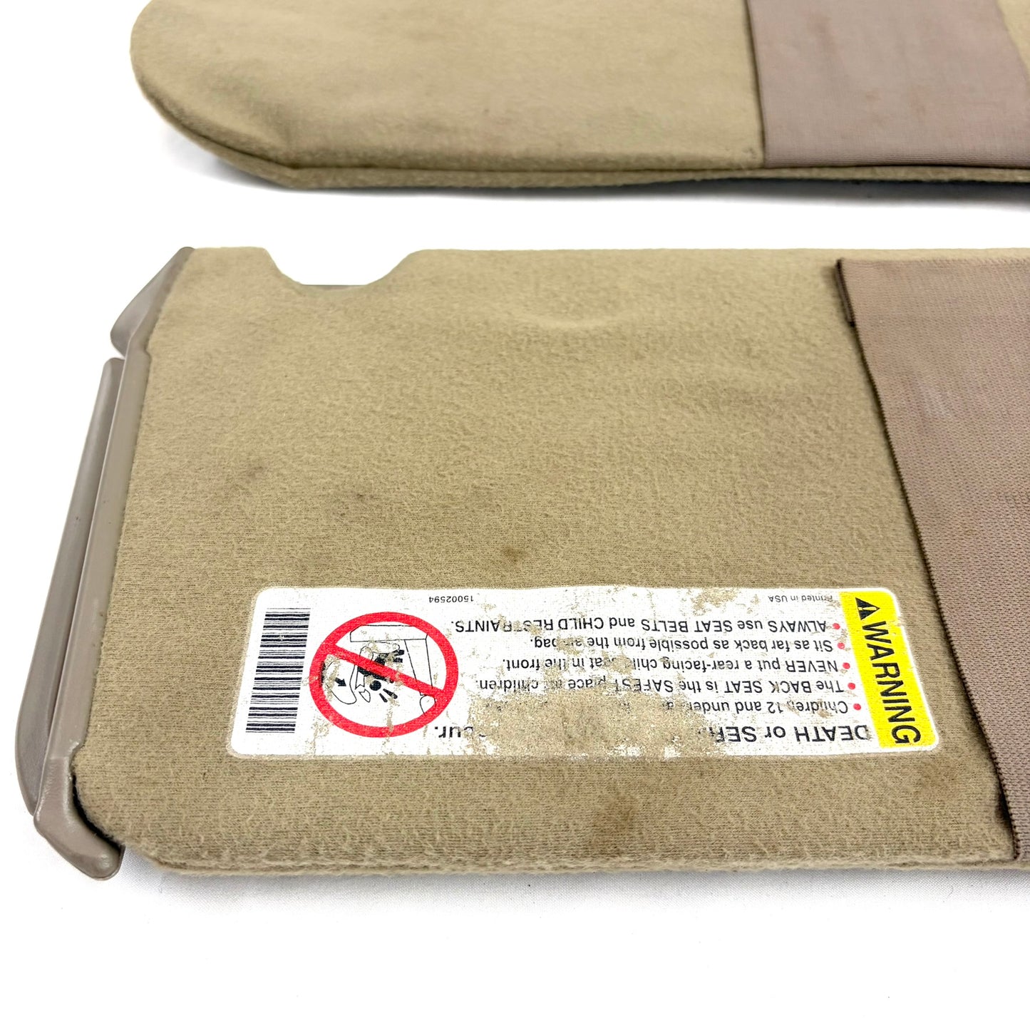 1995-2000 Yukon Escalade Tahoe Suburban Sun Visors OEM Pair Driver Passenger Beige Tan W/ Lights