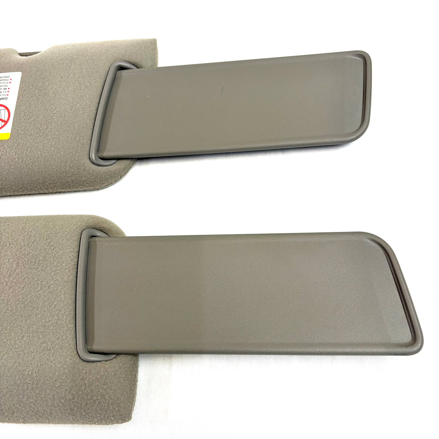 1999-2006 Sierra Silverado Sun Visors Passenger Driver Pair GRAY OEM Shades W/ Mirror