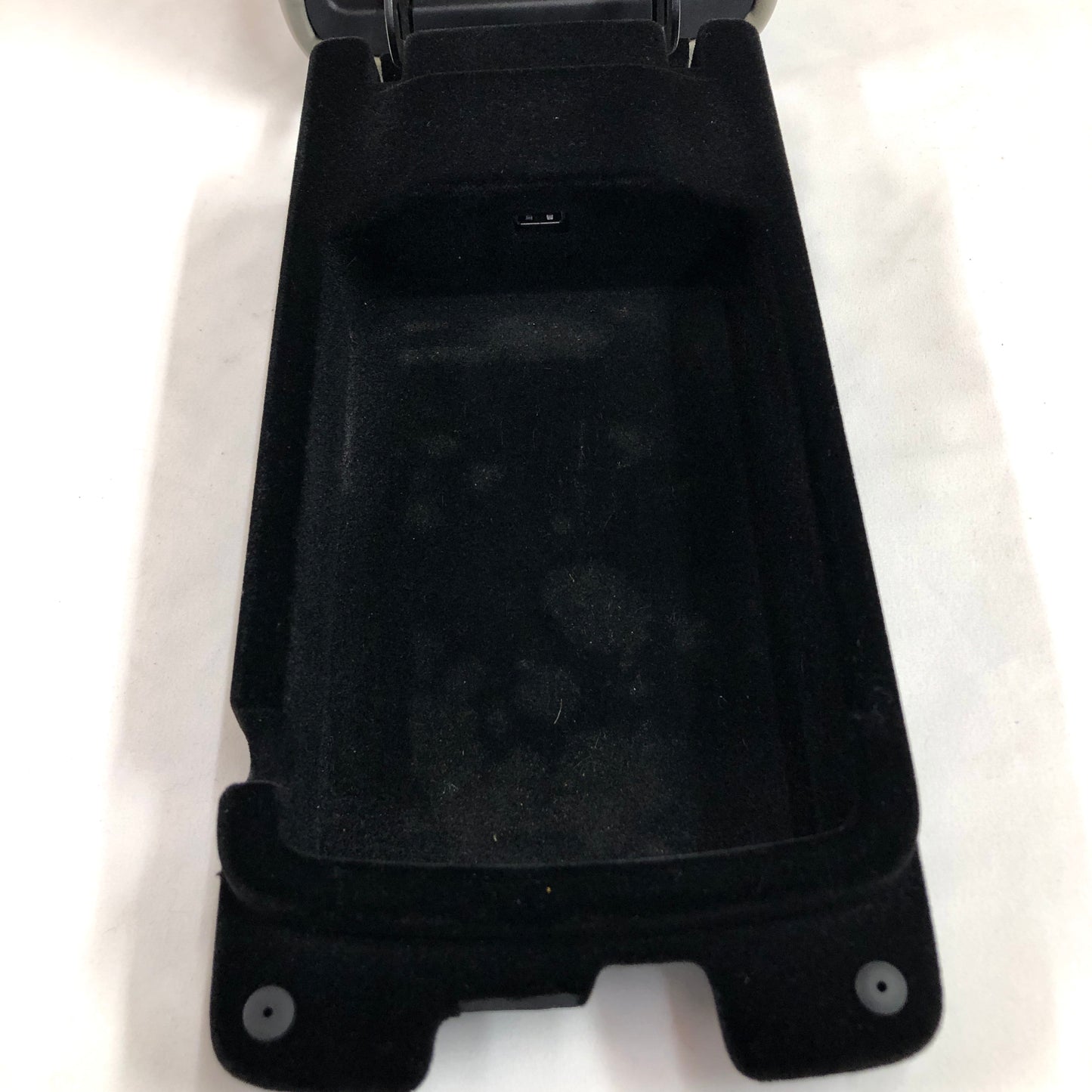 2011-2021 Jeep Grand Cherokee Center Console Lid Armrest Gray Leather OEM Storage W/ USB Port