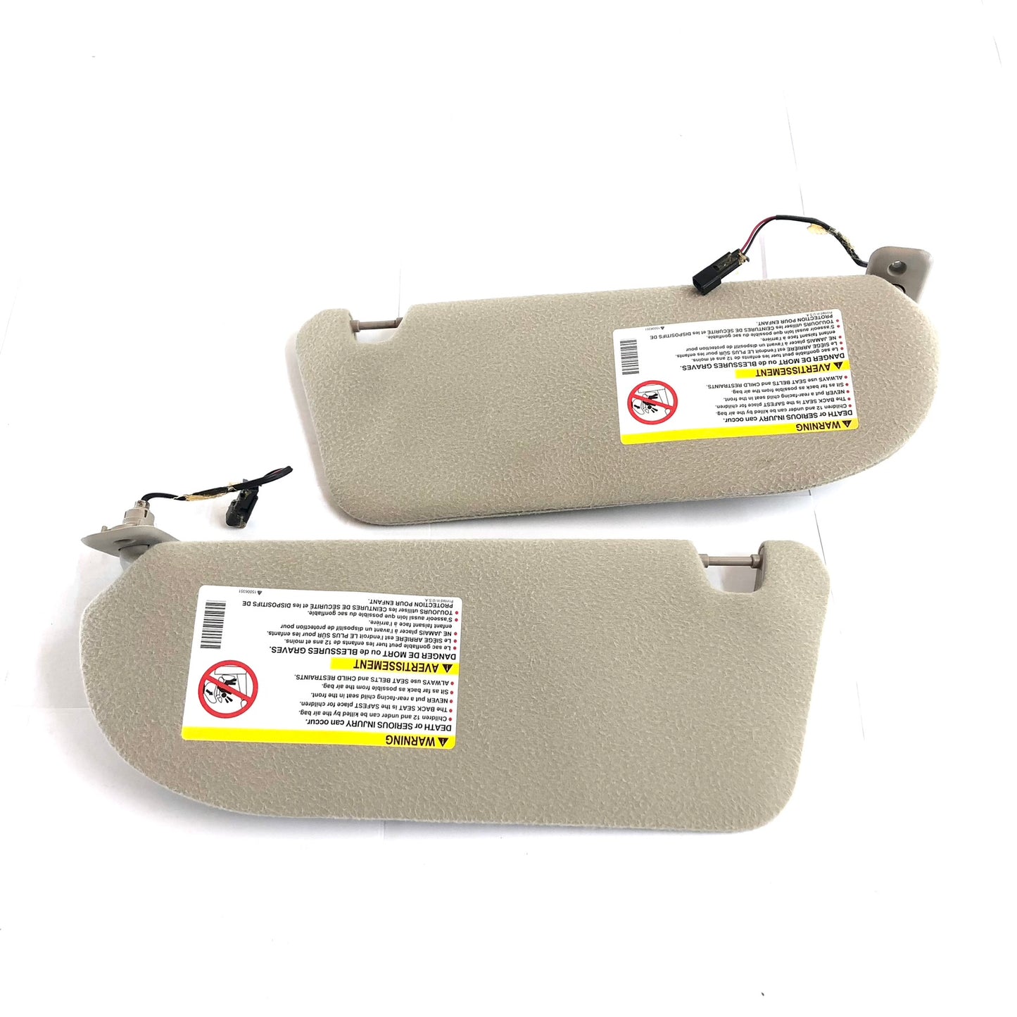 2000-2005 Saturn L Series Sun Visors OEM Pair Passenger Driver Beige W/ Lights