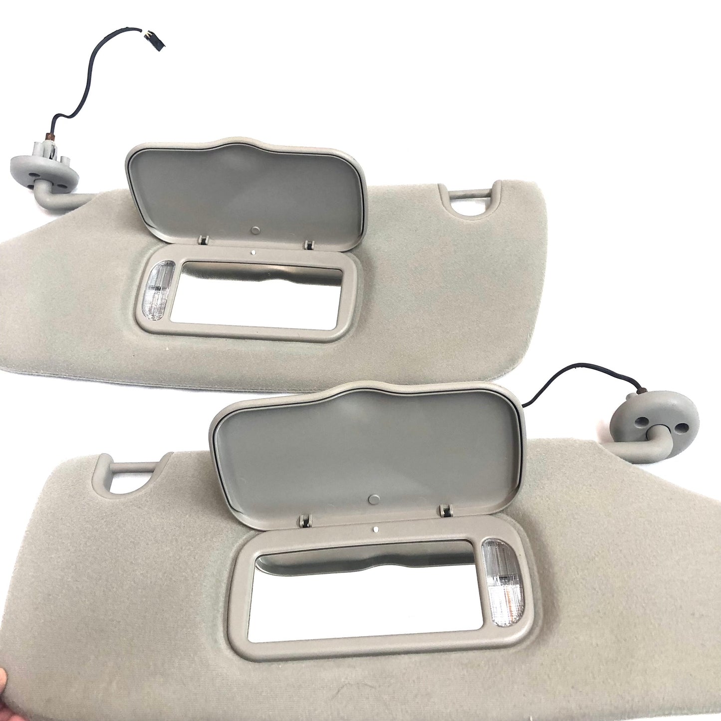 2002-2008 Dodge Ram Sun Visors OEM Pair Passenger Driver W/ Lighted Mirrors