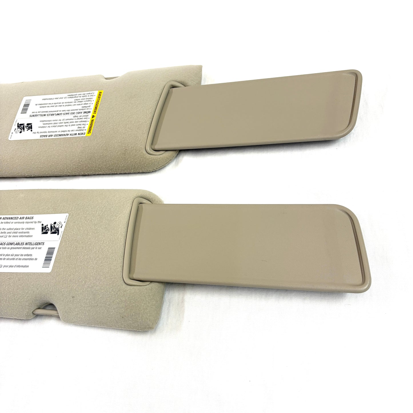 1999-2006 Sierra Silverado Sun Visors Passenger Driver Pair BEIGE SHALE OEM Shades W/ Mirror