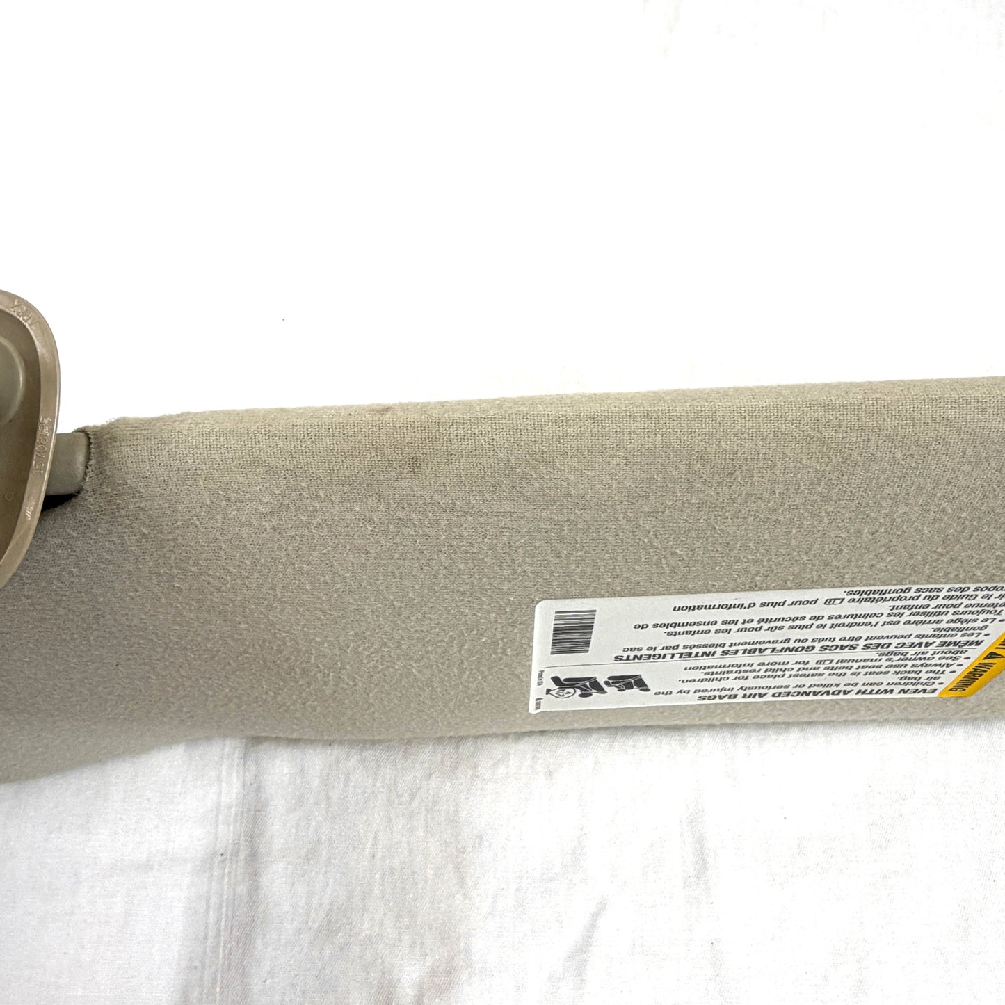 1999-2006 Sierra Silverado Sun Visors Passenger Driver Pair BEIGE SHALE OEM Shades W/ Mirror