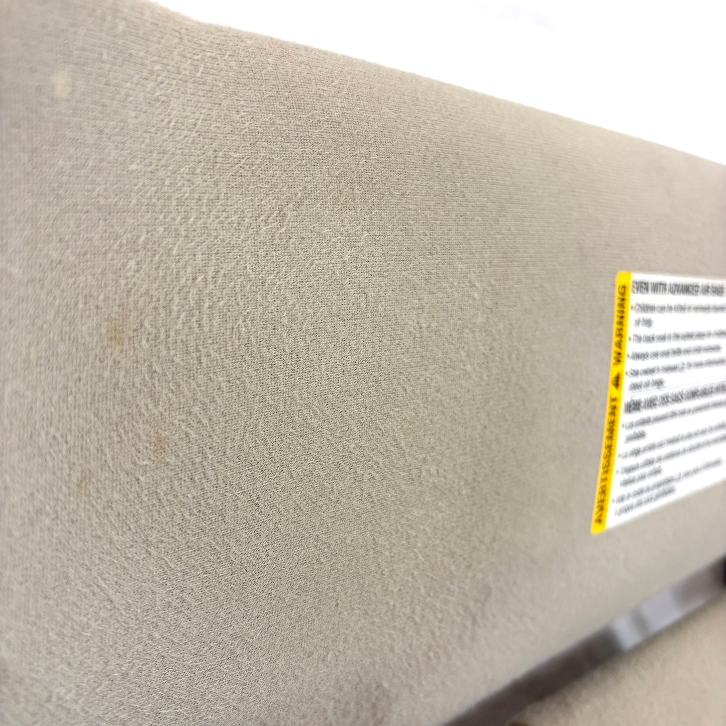 2001-2006 Avalanche Yukon Escalade Sun Visors Dual Deluxe Pair Driver Passenger OEM Shades Lights Mirrors Shale Beige