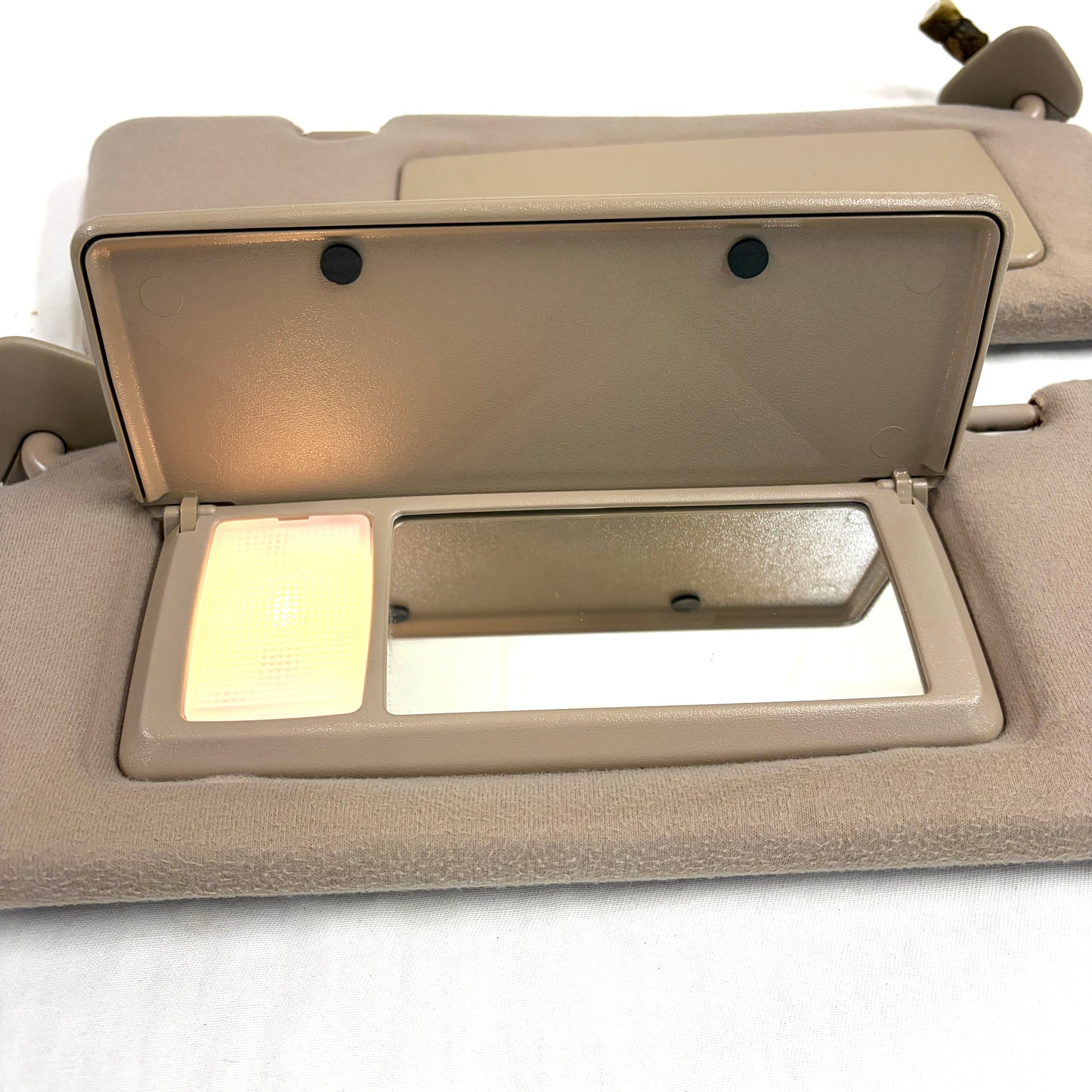 1997-2001 Toyota Camry Sun Visors OEM Tan Beige Passenger Driver Pair Shades Illuminated Mirrors
