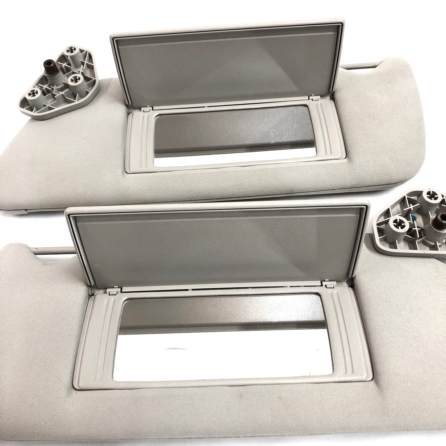 2006-2010 H3 Hummer Sun Visors Pair Driver Passenger Sides OEM Gray