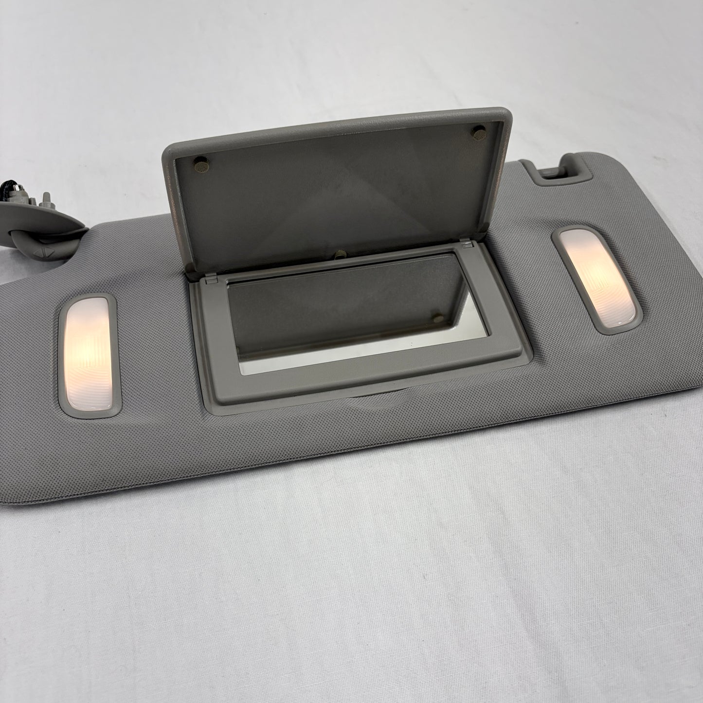 2007-2016 Traverse Acadia Sun Visor Driver Left OEM Lighted Mirror Titanium Gray