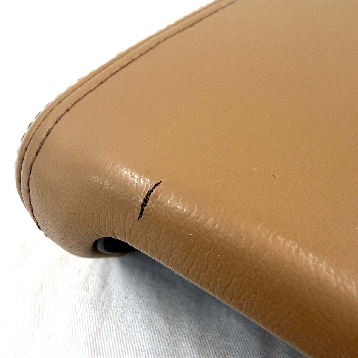 2007-2017 Acadia Enclave Center Console Lid Armrest OEM Light Brown Peanut Butter Choccachino