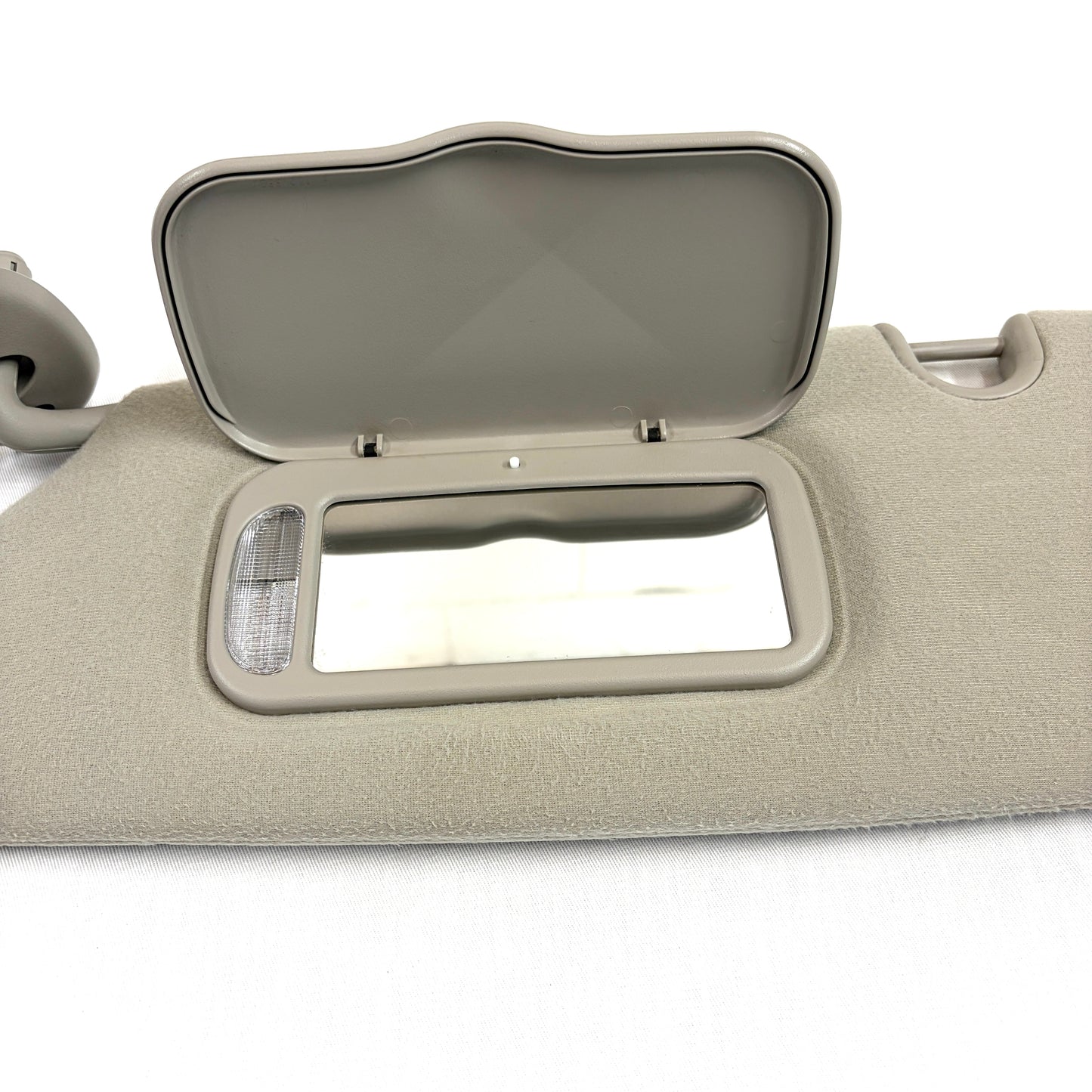 2004-2009 Dodge Durango Sun Visor Driver Side Left OEM Shade Chrysler Aspen W/ Lights